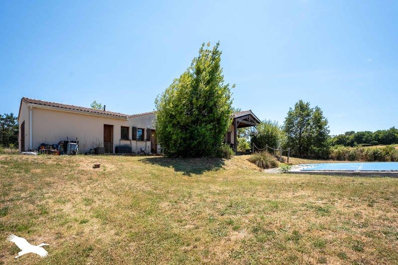 Vente Maison ORIOLLES - 5 pièces -162 m² - (16480)