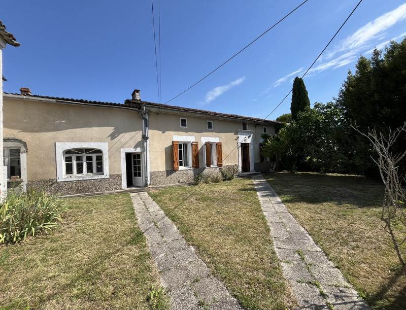 Vente Maison GUIMPS 16300 4 pièces - 125 m²