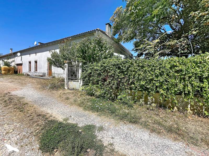 Vente Maison BAIGNES STE RADEGONDE 16360 5 pièces - 171 m²