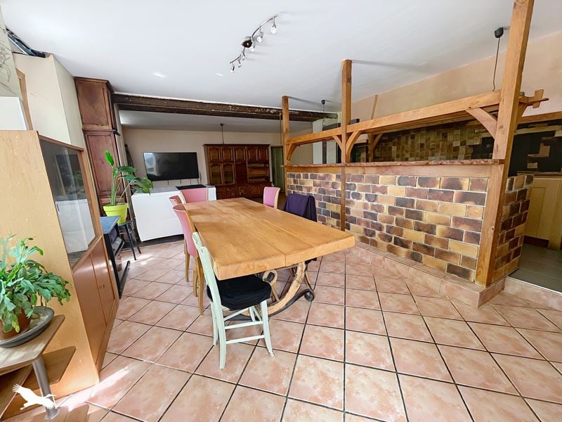 Vente Maison Baignes-Sainte-Radegonde - 5 pièces -171 m² - (16360)
