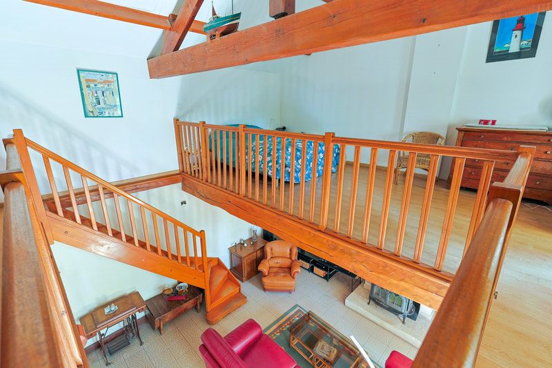 Vente Maison Saint-Bonnet - 4 pièces -187 m² - (16300)