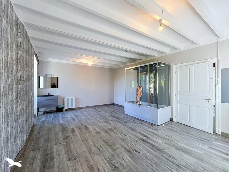 Vente Maison ST BONNET - 7 pièces -187 m² - (16300)