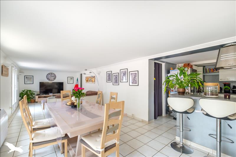 Vente Maison DECINES CHARPIEU - 5 pièces -152 m² - (69150)
