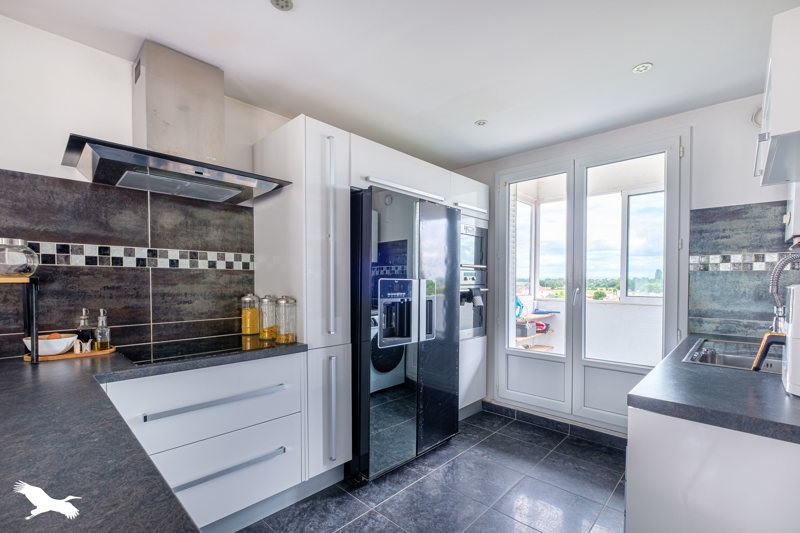 Vente Appartement VAULX EN VELIN - 3 pièces -62 m² - (69120)