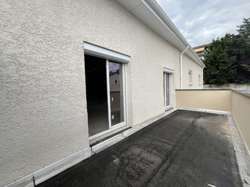 Vente Maison Décines-Charpieu - 3 pièces -76 m² - (69150)