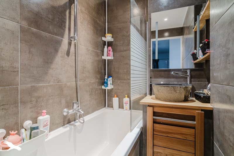 Vente Appartement DECINES CHARPIEU - 3 pièces -56 m² - (69150)