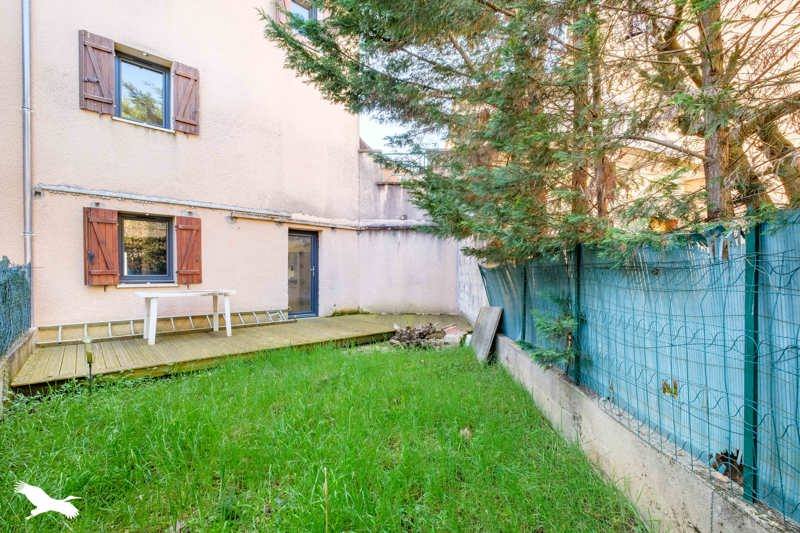 Vente Maison DECINES CHARPIEU - 6 pièces -144 m² - (69150)
