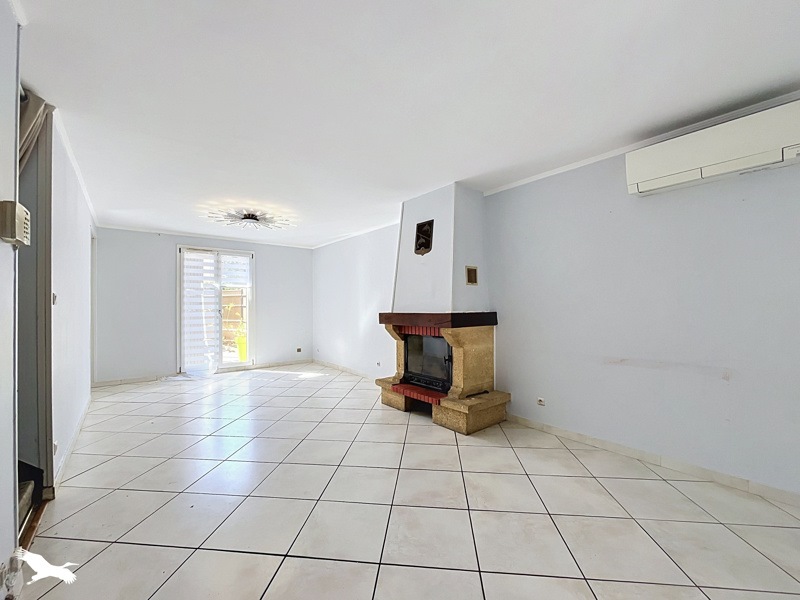 Vente Maison DECINES CHARPIEU - 6 pièces -88 m² - (69150)