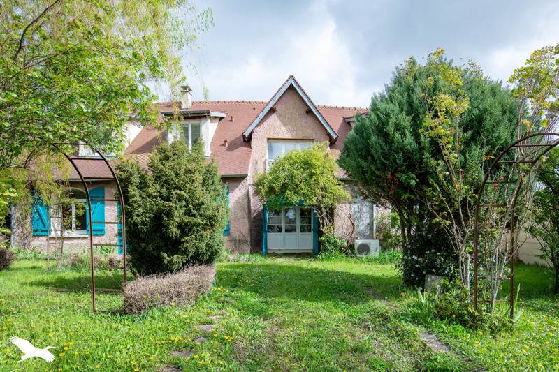 Vente Maison DAMMARTIN EN SERVE - 7 pièces -250 m² - (78111)