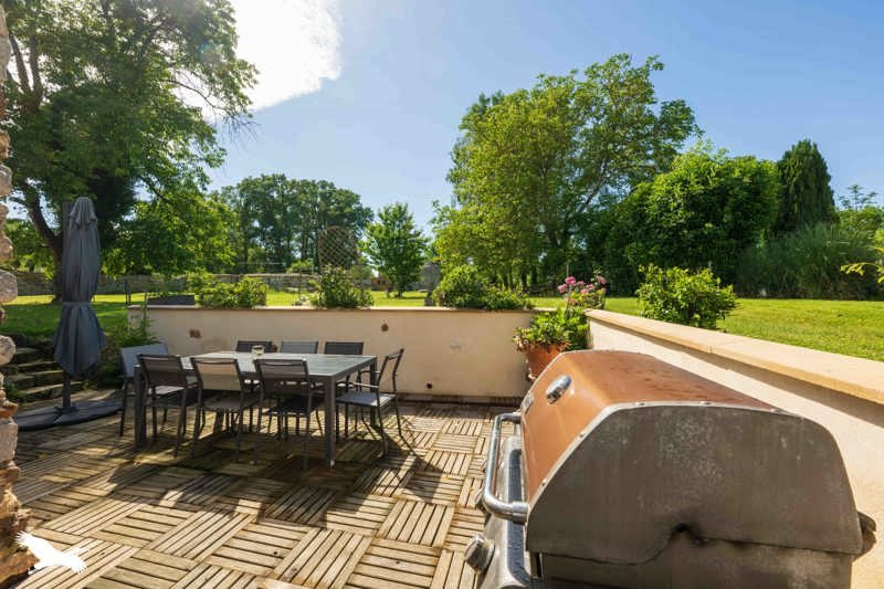 Vente Maison BREVAL - 10 pièces -232 m² - (78980)