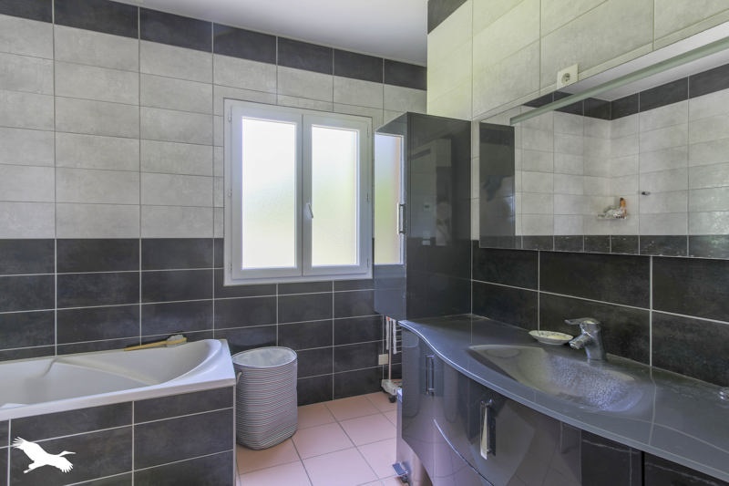 Vente Maison BREVAL - 5 pièces -200 m² - (78980)