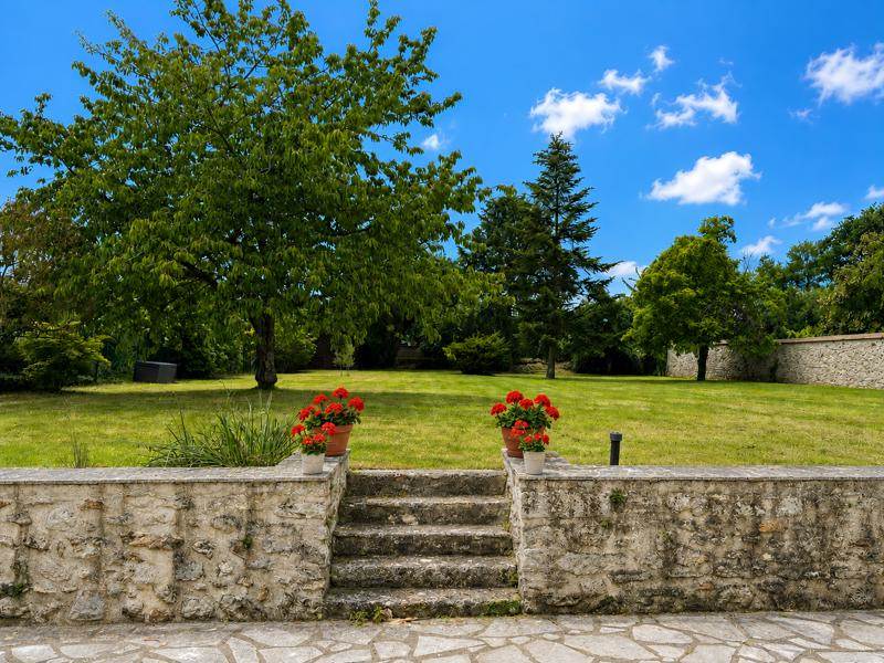 Vente Maison BOINVILLIERS - 9 pièces -214 m² - (78200)