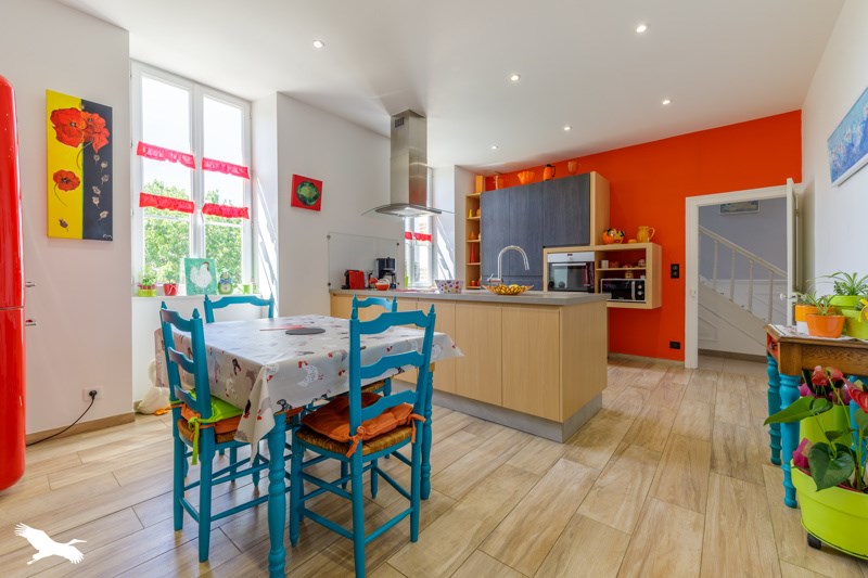 Vente Maison Saint-Benoît-du-Sault - 7 pièces -200 m² - (36170)