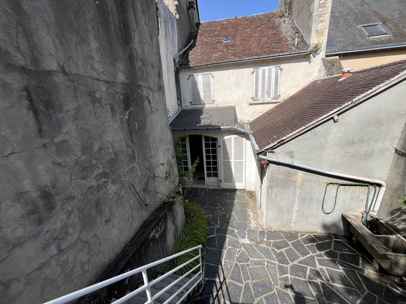 Vente Maison LE BLANC - 7 pièces -130 m² - (36300)