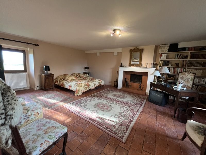 Vente Maison POMMIERS - 5 pièces -260 m² - (36190)