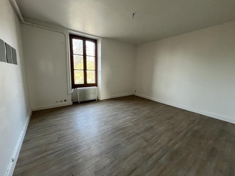 Vente Immeuble EGUZON CHANTOME - -  535 m² - (36270)