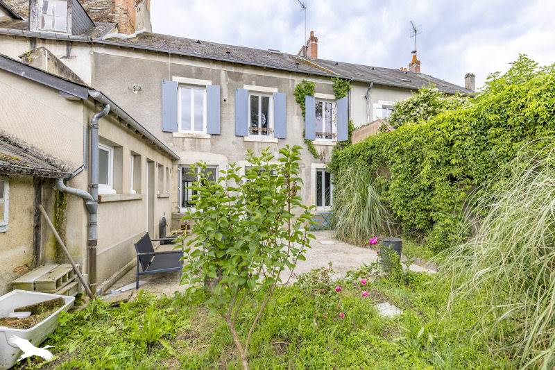 Vente Maison ARGENTON SUR CREUSE - 8 pièces -242 m² - (36200)