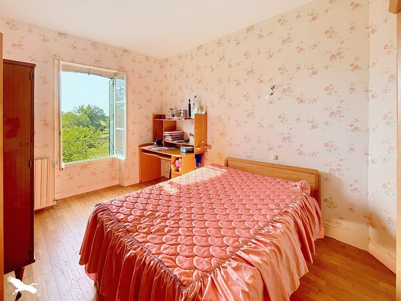 Vente Maison La Châtre-Langlin - 6 pièces -143 m² - (36170)