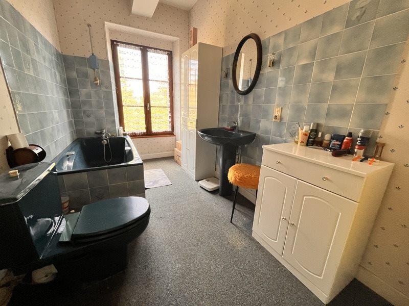 Vente Maison LA CHATRE LANGLIN - 6 pièces -143 m² - (36170)