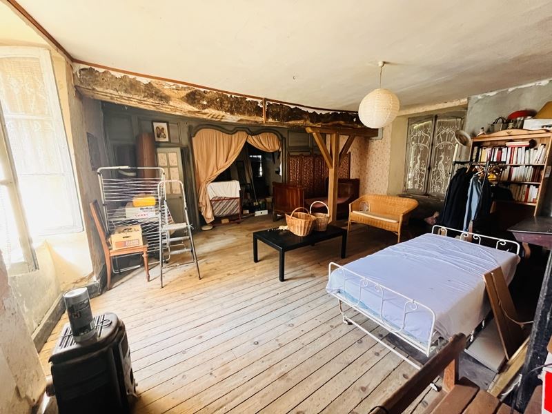 Vente Maison LA CHATRE LANGLIN - 6 pièces -164 m² - (36170)