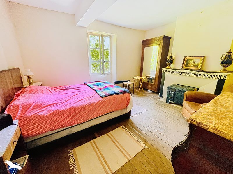 Vente Maison La Châtre-Langlin - 6 pièces -164 m² - (36170)