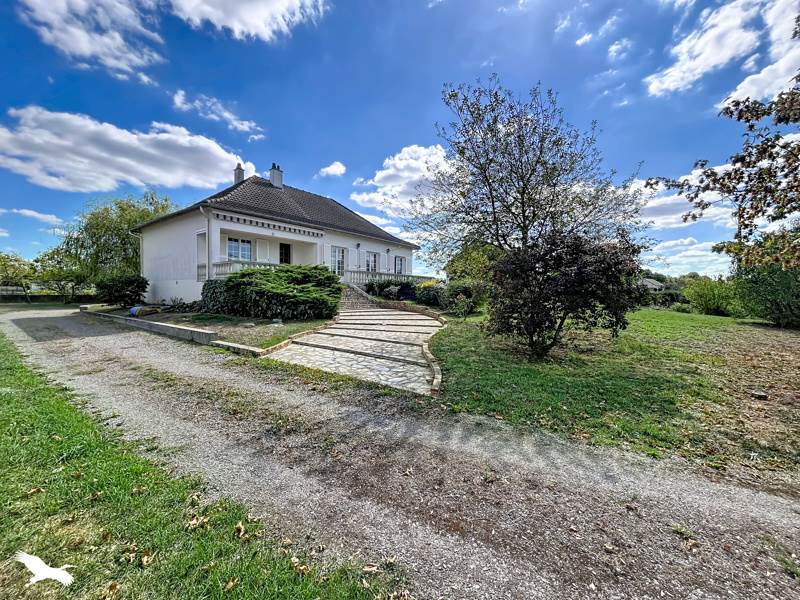 Vente Maison Argenton-sur-Creuse 36200 5 pièces - 102 m²