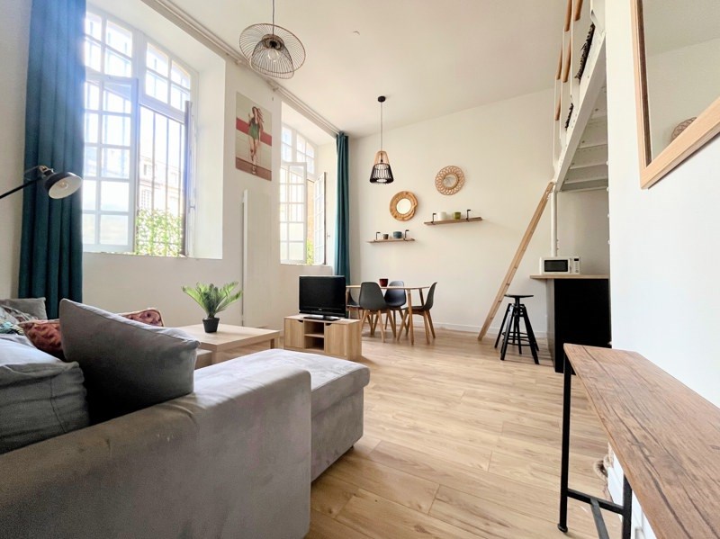 Vente Appartement BORDEAUX - 2 pièces -43 m² - (33000)