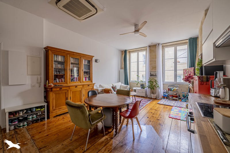 Vente Appartement BORDEAUX - 4 pièces -81 m² - (33800)
