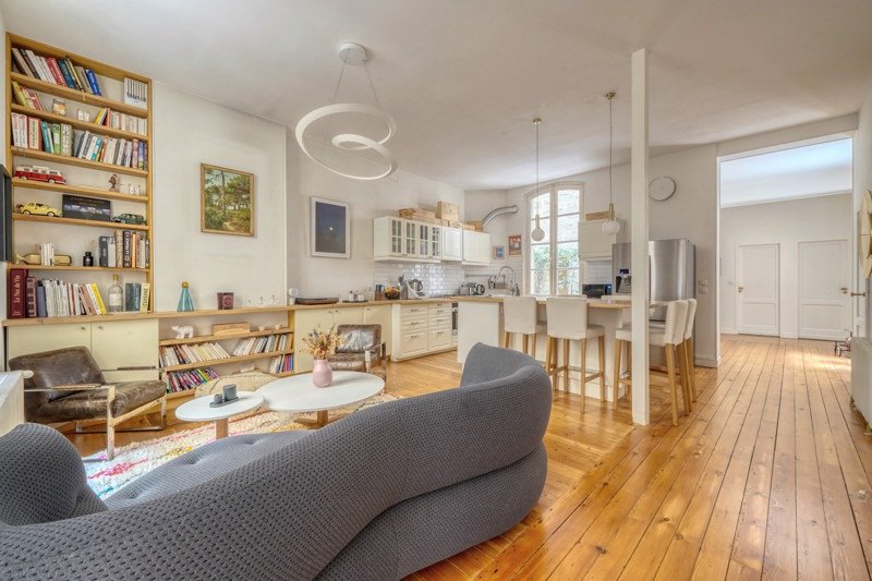 Appartement 4 pièces 120 m² · à Bordeaux · 120 m² · 706 725 €