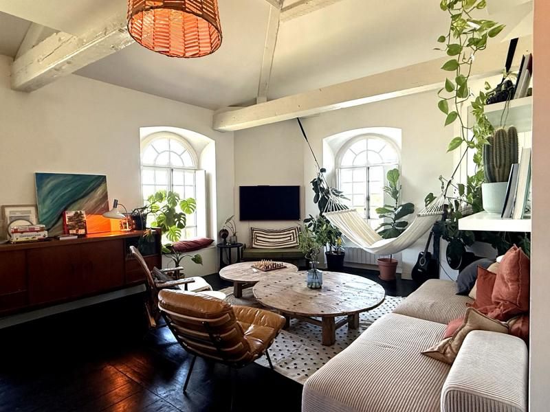 Vente Appartement BORDEAUX - 2 pièces -50,1 m² - (33000)