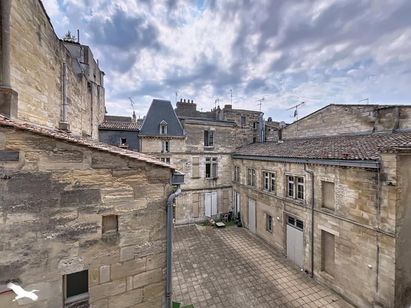 Vente Appartement BORDEAUX - 2 pièces -35 m² - (33000)