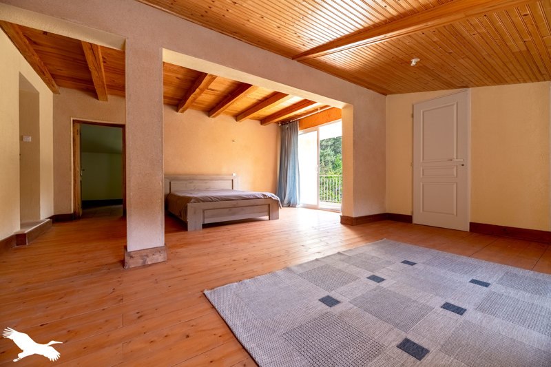 Vente Maison LACROPTE - 9 pièces -346 m² - (24380)