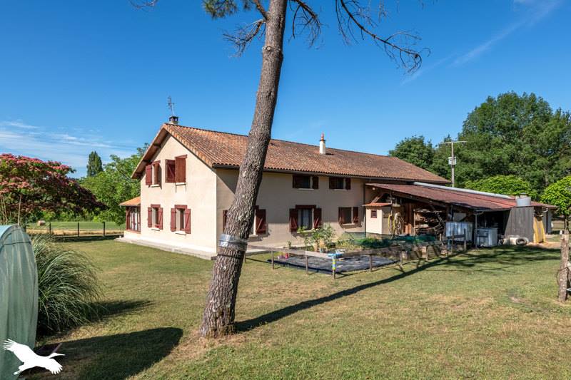 Vente Maison GRIGNOLS - 9 pièces -196 m² - (24110)
