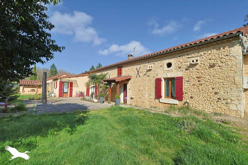 Vente Maison VEYRINES DE VERGT - 7 pièces -240 m² - (24380)
