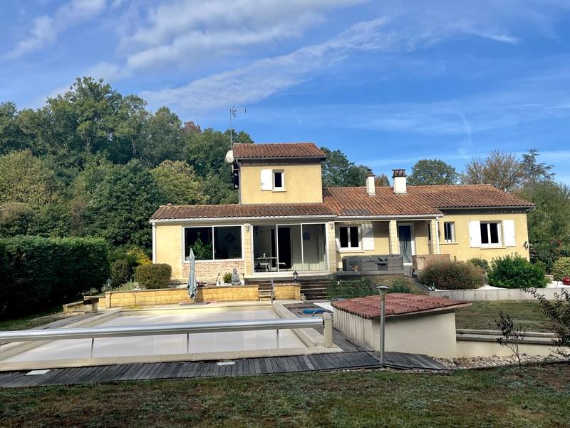 Vente Maison La Douze 24330 7 pièces - 169 m²