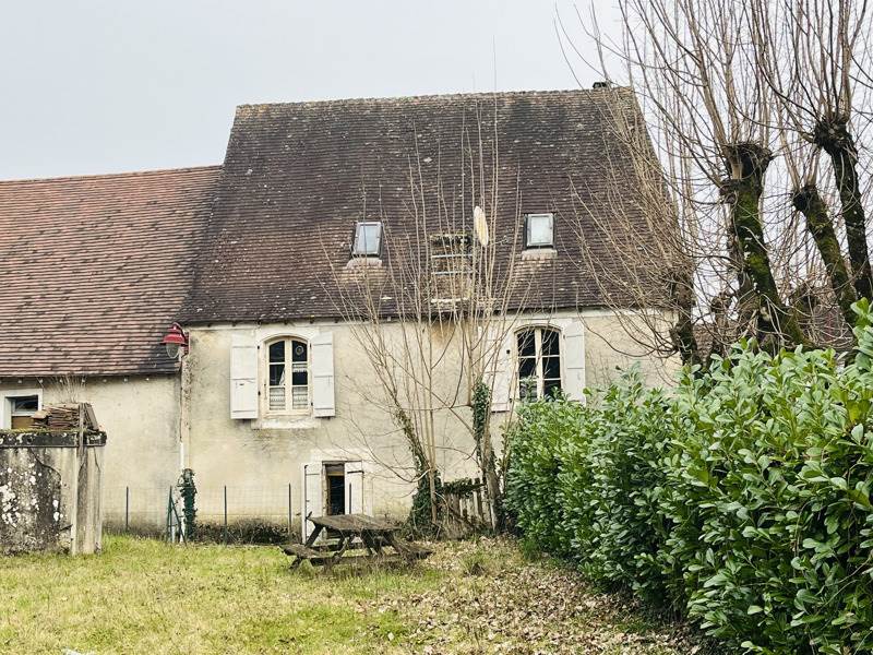 Vente Maison LA DOUZE - 4 pièces -163 m² - (24330)