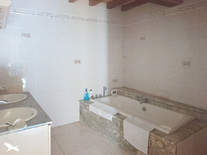 Vente Maison Veyrines-de-Vergt - 4 pièces -202 m² - (24380)