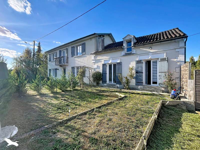 Maison 8 pièces 197 m² · à La Douze · 197 m² · 250 275 €