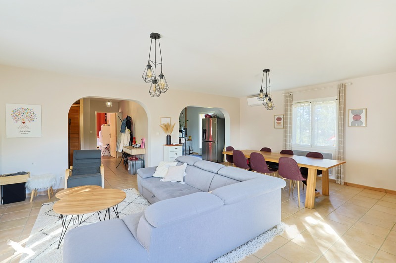 Vente Maison Église-Neuve-de-Vergt - 6 pièces -125 m² - (24380)