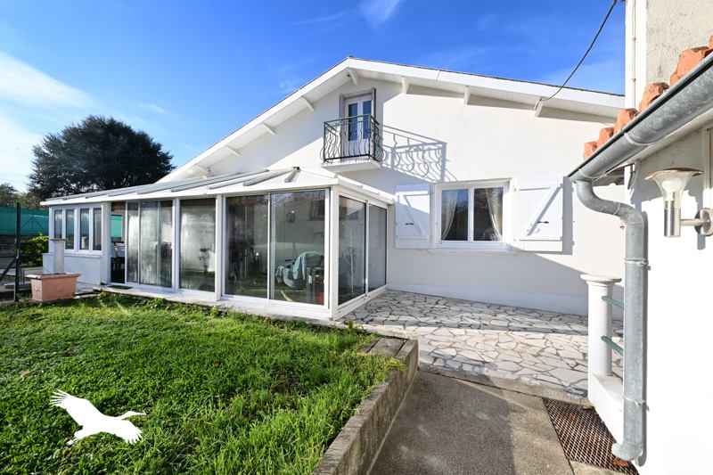 Vente Maison ST MICHEL - 5 pièces -95 m² - (16470)