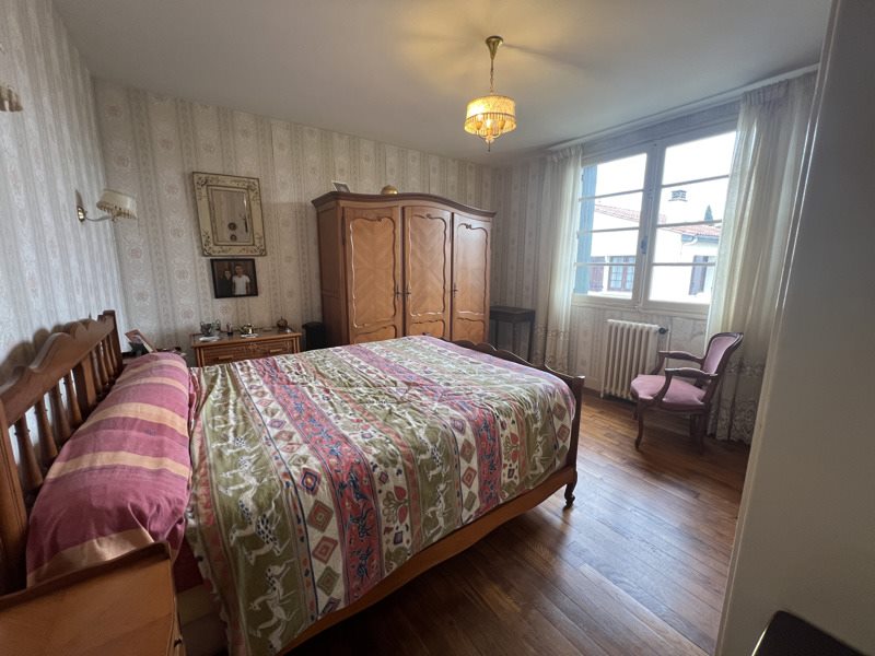 Vente Immeuble GOND PONTOUVRE - -  252 m² - (16160)