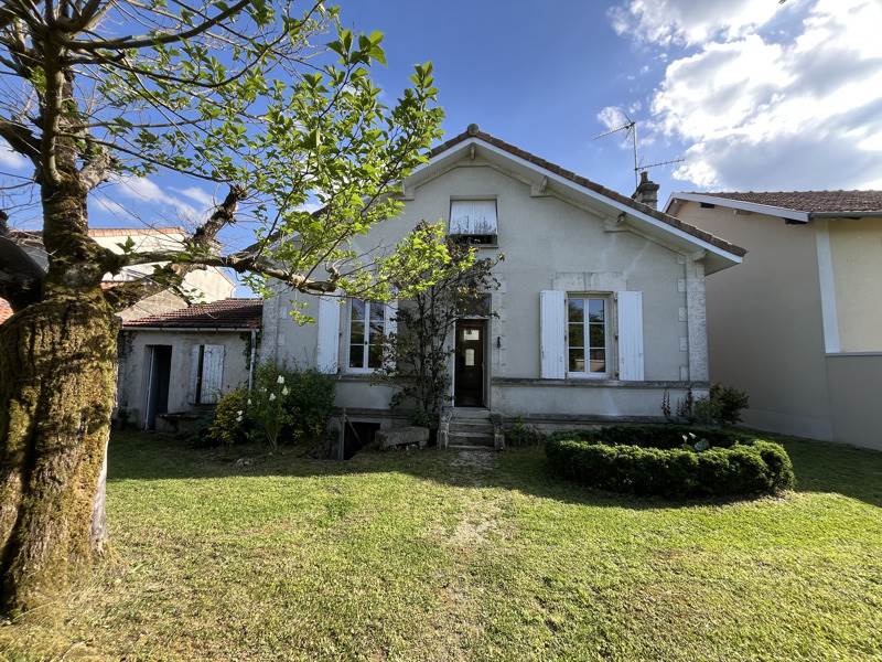 Vente Maison ANGOULEME - 5 pièces -103 m² - (16000)