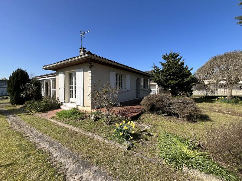 Vente Maison ST YRIEIX SUR CHARENTE - 5 pièces -120 m² - (16710)