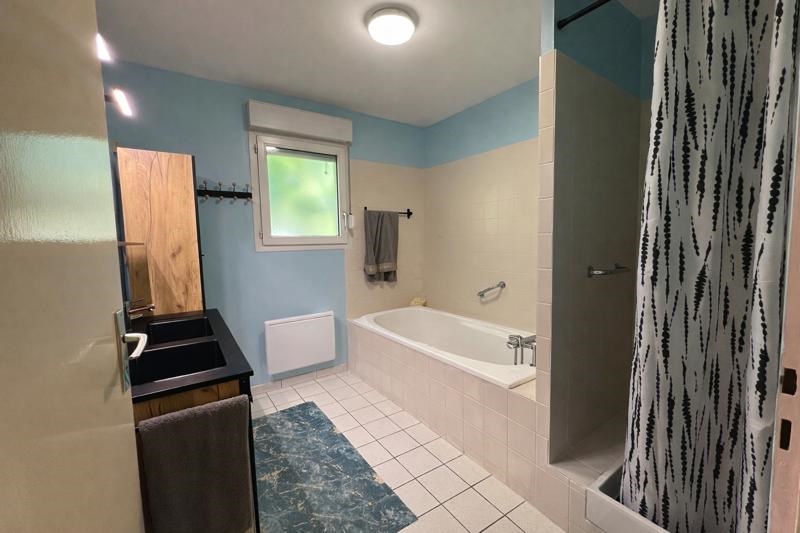 Vente Maison GOND PONTOUVRE - 4 pièces -124 m² - (16160)