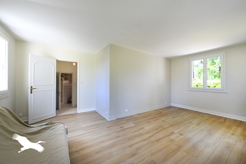 Vente Maison LINARS - 8 pièces -223 m² - (16730)