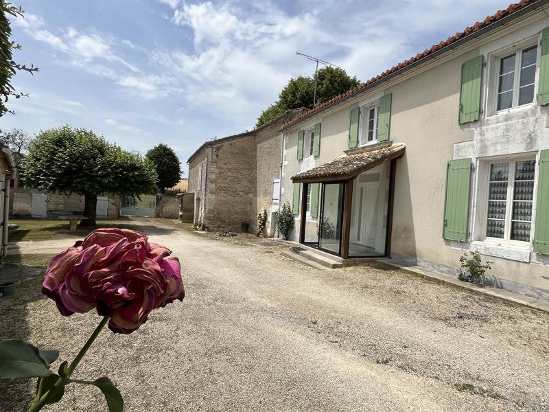 Vente Maison FLEAC - 3 pièces -98 m² - (16730)