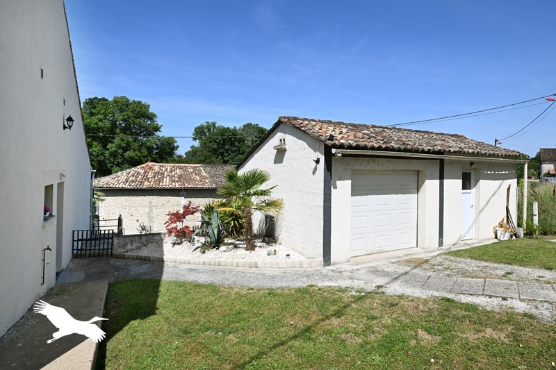 Vente Maison GOND PONTOUVRE - 3 pièces -100 m² - (16160)
