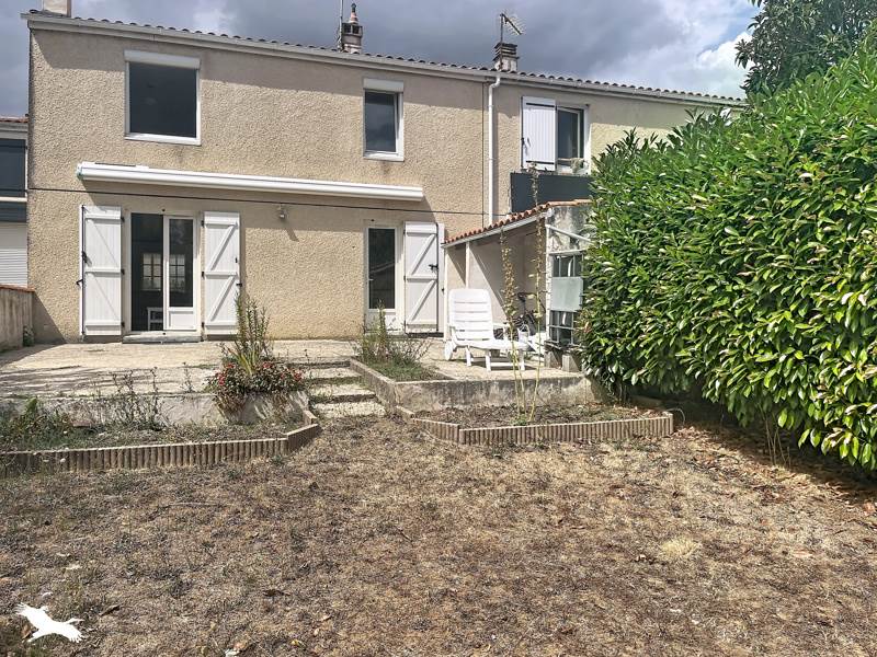 Vente Maison Angoulême 16000 4 pièces - 90 m²