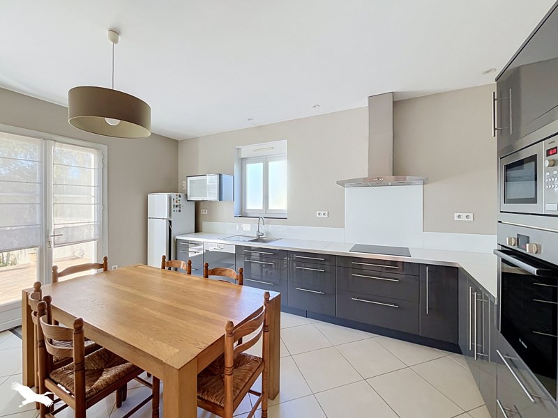 Vente Maison Gond-Pontouvre - 5 pièces -169 m² - (16160)