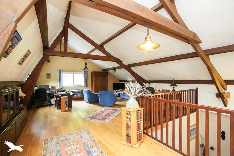 Vente Maison LA MEMBROLLE SUR CHOISILLE - 7 pièces -259 m² - (37390)